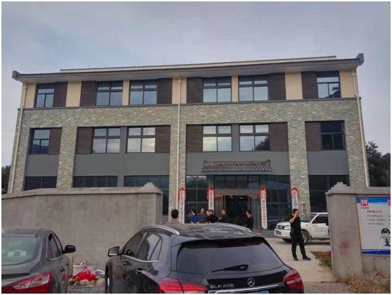 01.jpg