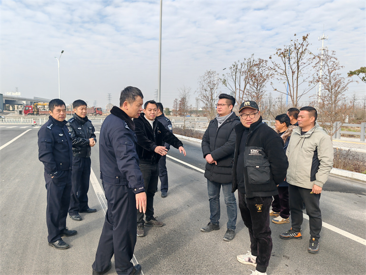 1.26 温岭市牧长路工程（新河段）竣工验收.jpg